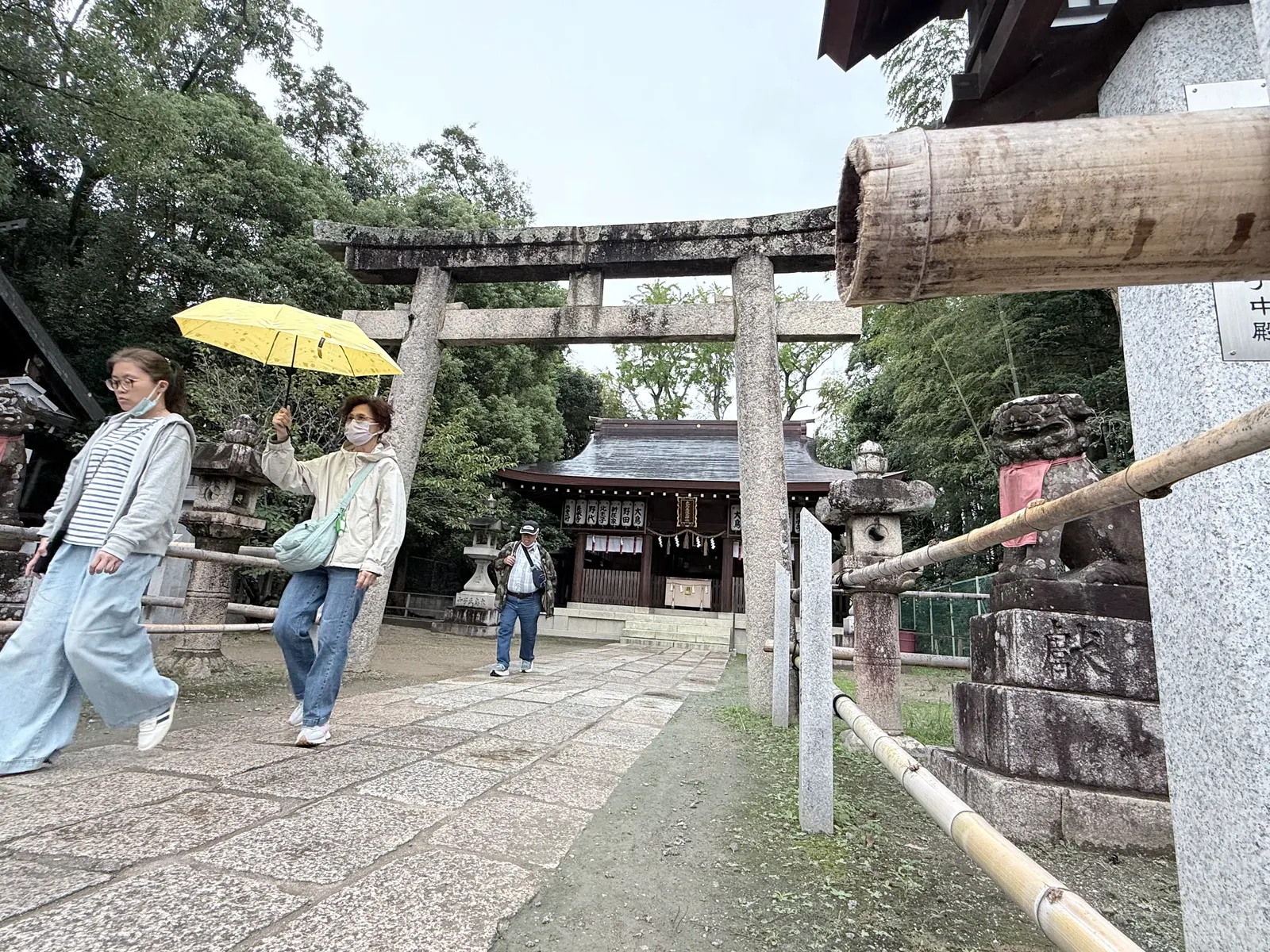 鳥居前